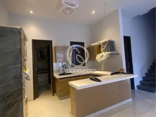 100 Yd² House for Sale