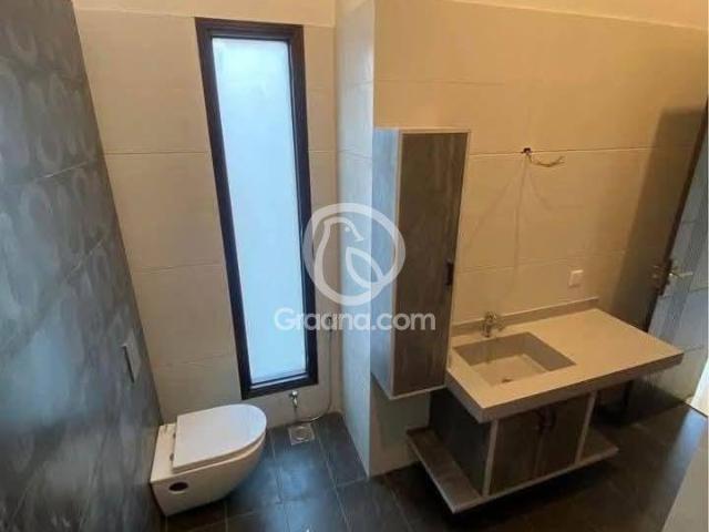 100 Yd² House for Sale