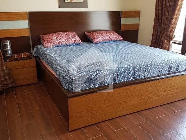 100 Yrd Bungalow For Rent Phase 8