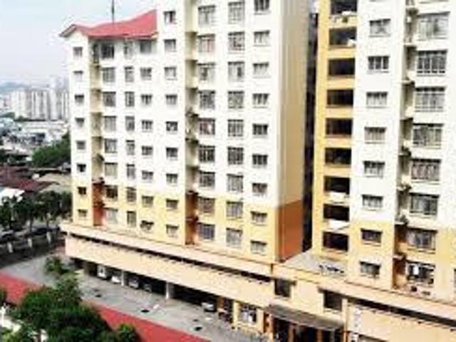 100Loan Merdeka Villa 3 Bedroom 990sf Ampang