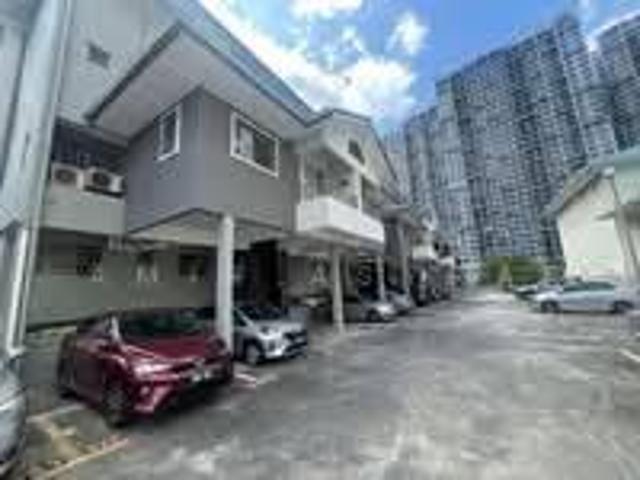 100Loan Duplex Sri Lata Condo For sale 1813sf 4Bed Desa Petaling