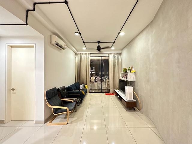 100Loan Renovated Daman Residence 1076SF Puchong Taman Mas koi prima