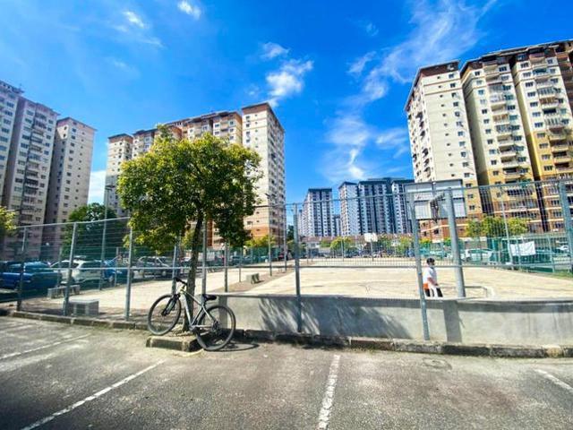 100LOANLaguna Biru Apartment 850sf Rawang Kundang BELOW MARKET