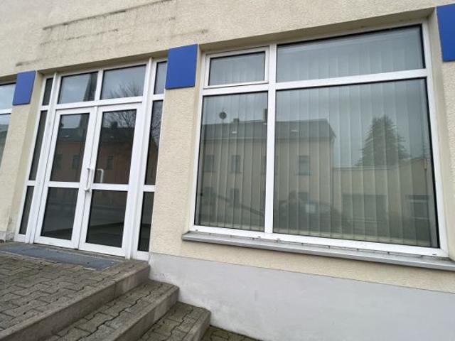 100m² Gewerbeeinheit in Pausa für 300€ Kaltmiete