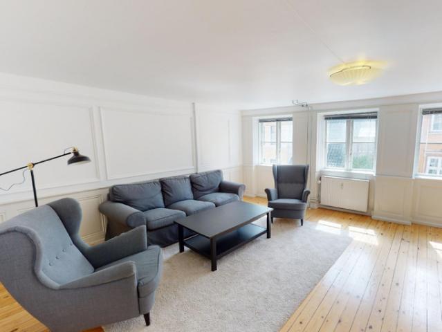 100m² Lejlighed | København K