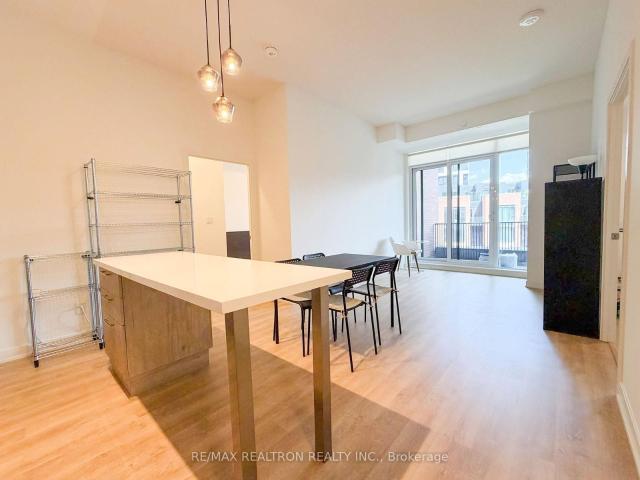 1014 Verdale Crossing, Markham | 2Beds/2Bath, Condo, $2,800/mo | Condos. Ca