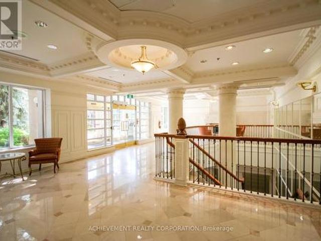1016 18 Sommerset Way, Toronto, ON, M2N 6X5 condo for sale | Listing ID C13607 | Royal LePage