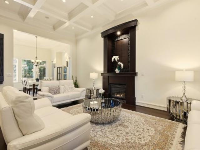 1017 Canyon Boulevard, North Vancouver, BC, V7R 2K3 house for sale | Listing ID R3140 | Royal LePage