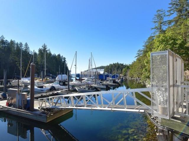 10113 10 Mercer Road, Halfmoon Bay, BC, V7Z 1B7 Luxury House for sale | Listing ID R3115 | Royal LePage Carriage Trade Luxury Properties