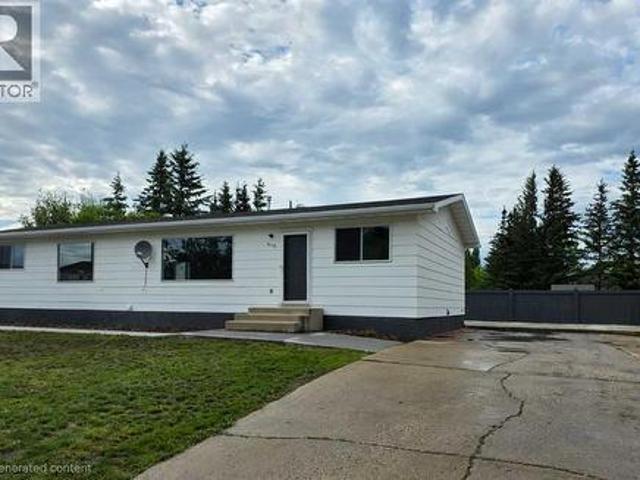 10116 Street, Hythe, AB, T0H 2C0 house for sale | Listing ID A2319 | Royal LePage