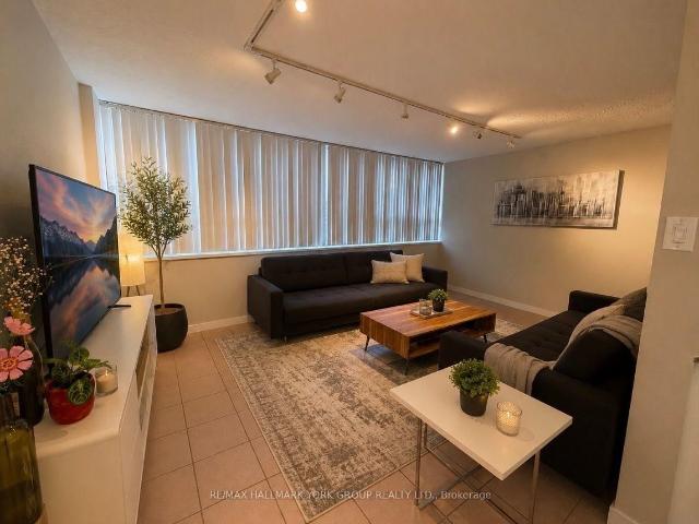 101 105 Raglan Avenue, York | 1Beds/1Bath, Condo, $2,000/mo | Condos. Ca