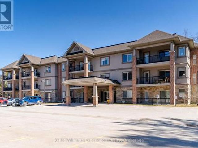 101 19B Yonge Street N, Springwater Elmvale, ON, L0L 1P0 condo for sale | Listing ID S12066 | Royal LePage