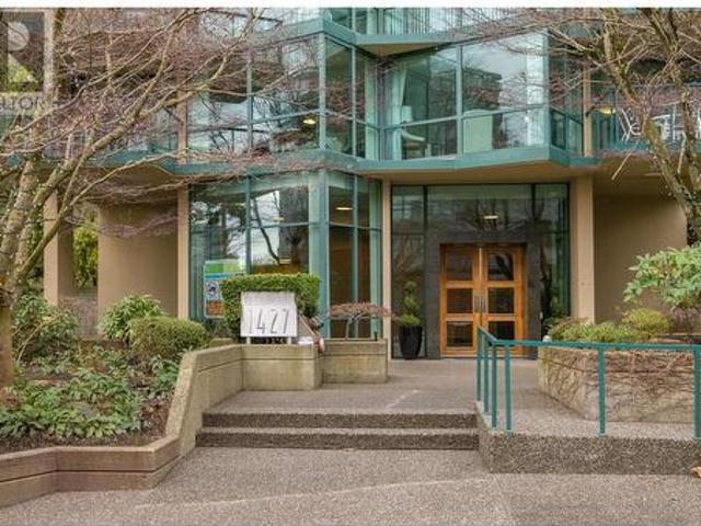 101 1 Duchess Avenue, West Vancouver, BC, V7T 1H7 Single Family Property For Sale | Listing ID R2959 | Royal LePage