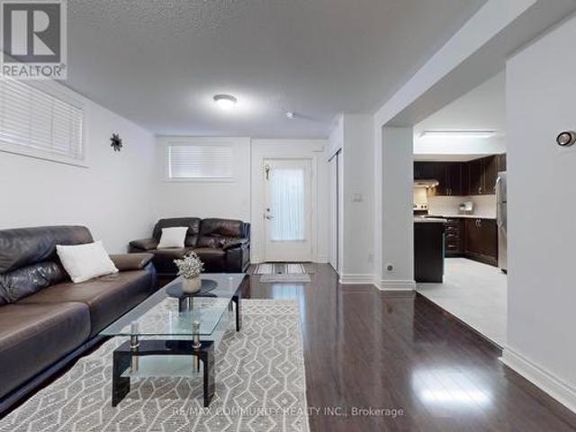 101 1 Markham Road, Toronto, ON, M1B 2Z7 townhouse for sale | Listing ID E12140 | Royal LePage