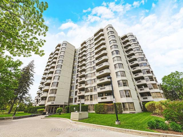 101 1 North Shore Boulevard E, Burlington | Terminated, W13593 | Condos. Ca