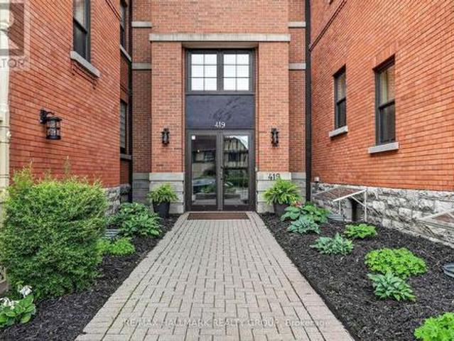 101 419 Laurier Avenue E, Ottawa, ON, K1N 6R4 condo for sale | Listing ID X13683 | Royal LePage