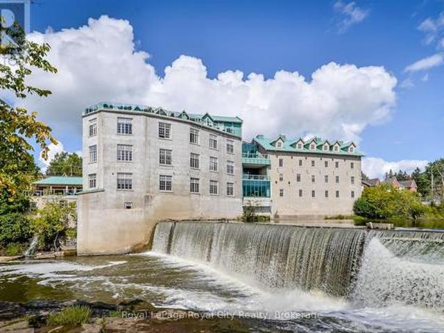 101 478 St Andrew Street E, Centre Wellington Fergus, ON, N1M 3V7 condo for sale | Listing ID X13599 | Royal LePage