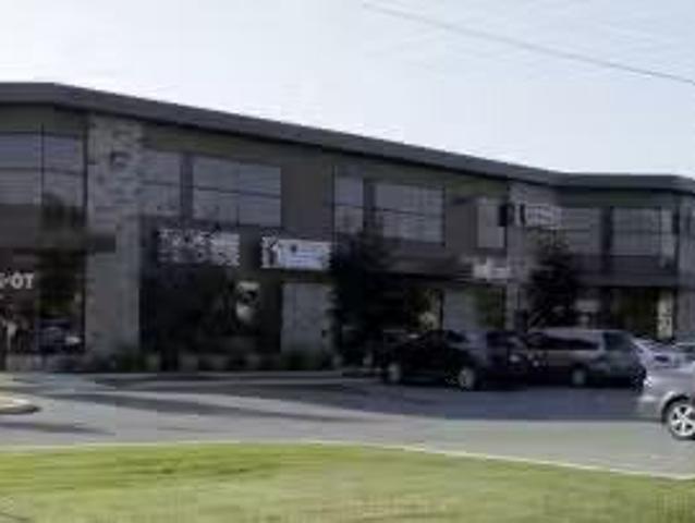 101 681 Boul. Du Curé Labelle, Blainville, QC, J7C 2J5 comme.