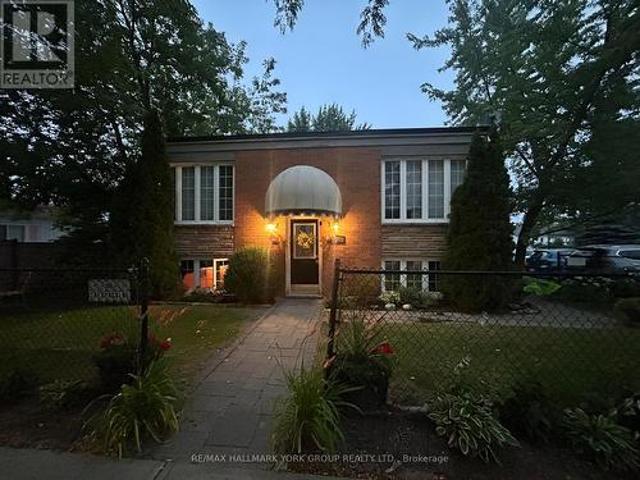 101 948 Lake Drive E, Georgina, ON, L0E 1L0 investment for lease | Listing ID N13571 | Royal LePage