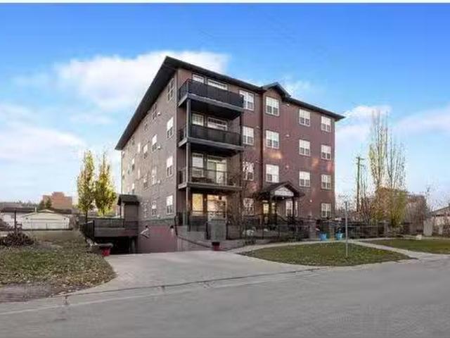 101 9919 Gordon Avenue, Fort Mcmurray, AB, T9H 2E3 condo for.