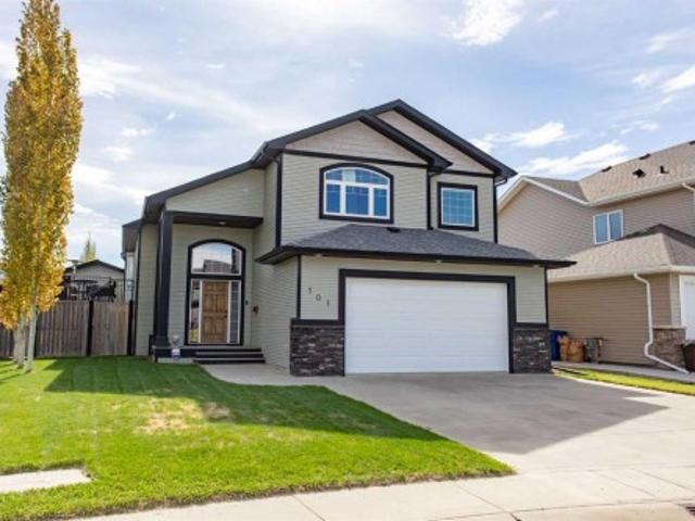 101 Coachman Way, Blackfalds, AB, T4M 0B4 house for sale | Listing ID A2314 | Royal LePage