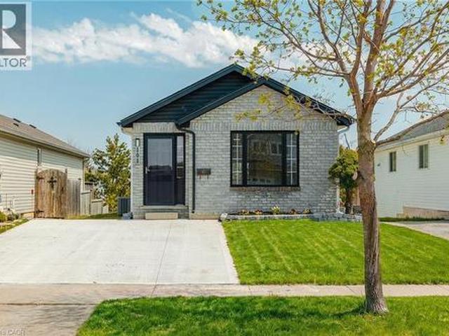 101 Anastasia Crescent, Brantford, ON, N3P 2A8 house for sale | Listing ID 40847 | Royal LePage