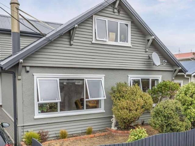 101 Apu Crescent, Lyall Bay, Wellington City