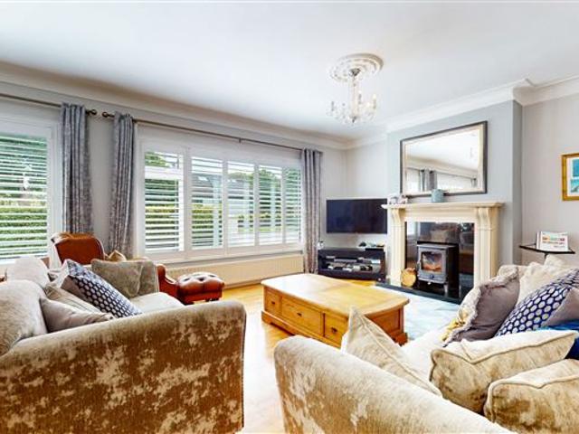 101 Ard Na Mara, Malahide, Dublin Murphy Moore Property Services Ltd 4937 MyHome. Ie Residential