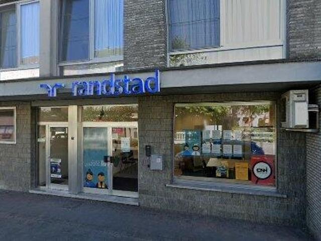 101 m2 office space for rent in Torhout