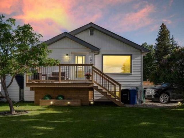 101 S Railway Street, Okotoks, AB, T1S 1K6 house for sale | Listing ID A2318 | Royal LePage