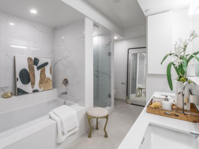 101 St. Clair 1 Bedroom Apartment for Rent at 101 St Clair Ave W, Toronto, ON M4V 0A2 Deer Park