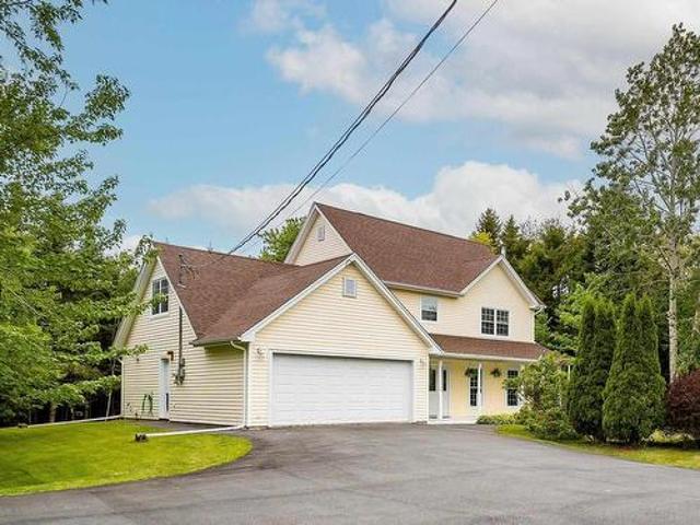 101 Stoney Creek Drive, Mineville, NS, B3Z 1T8 house for sale | Listing ID 202615 | Royal LePage