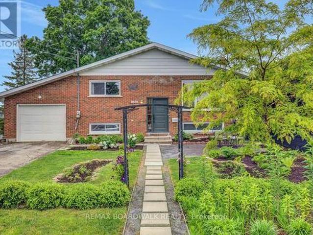 101 Park Avenue, Carleton Place, ON, K7C 2H4 house for sale | Listing ID X13563 | Royal LePage