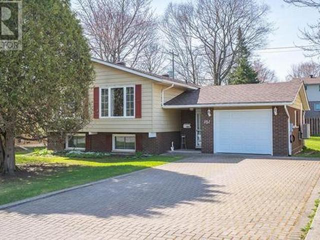 101 Primrose Dr, Sault Ste. Marie, ON, P6B 4E7 house for sale | Listing ID SM261038 | Royal LePage