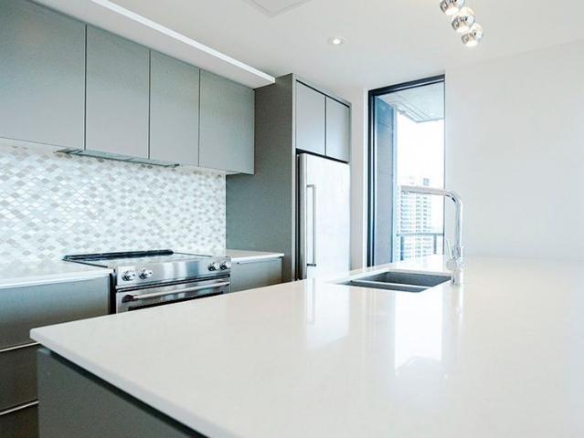 101 Rue de la Rotonde, Montréal Verdun, QC H3E