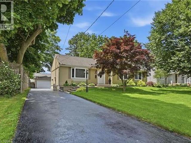 101 Victoria Street, Waterdown, ON, L0R 2H0 house for sale | Listing ID 40843 | Royal LePage