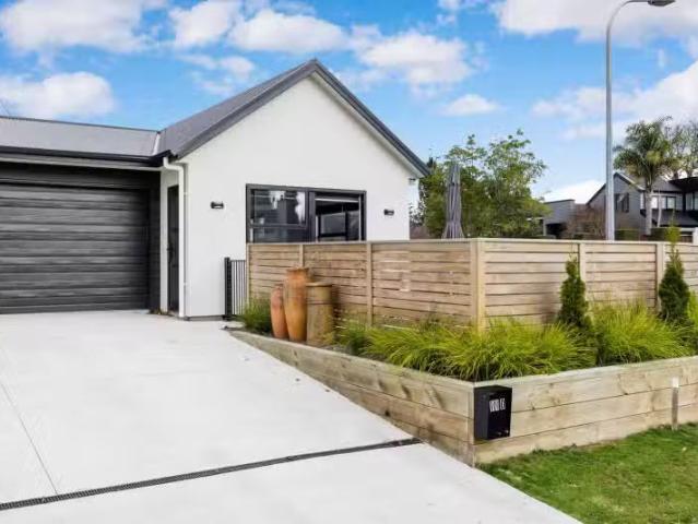101D Harrowfield Drive, Harrowfield, Hamilton City For Sale