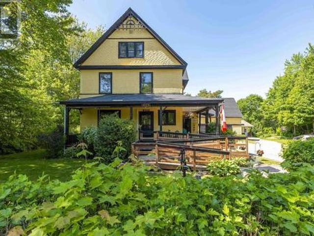 10251 1 Highway, Paradise, NS, B0S 1R0 house for sale | Listing ID 202607 | Royal LePage