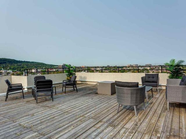 1025 Sherbrooke 1 Bedroom Apartment for Rent at 1025 Rue Sherbrooke E, Montréal, QC H2L 1L4 Parc La Fontaine