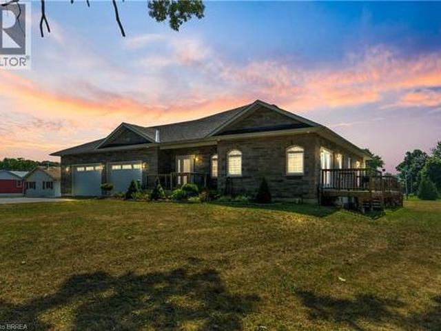1026 Front Road, St. Williams, ON, N0E 1P0 house for sale | Listing ID 40837 | Royal LePage