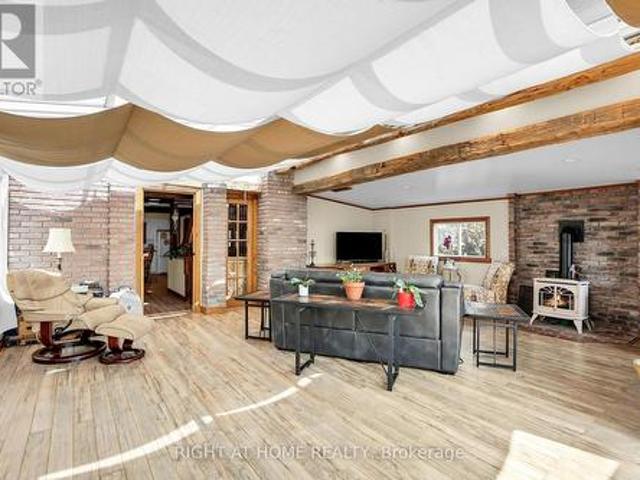 1027 Niagara Stone Road, Niagara On The Lake, ON, L0S 1J0 house for sale | Listing ID X12361 | Royal LePage