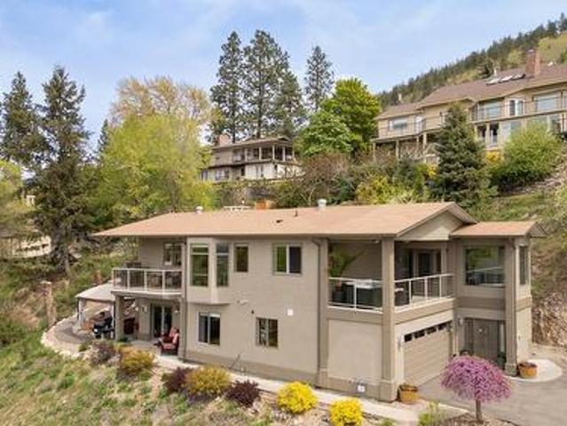 1027 James Hockey Place, Kelowna, BC, V1X 7L2 house for sale | Listing ID 10385 | Royal LePage