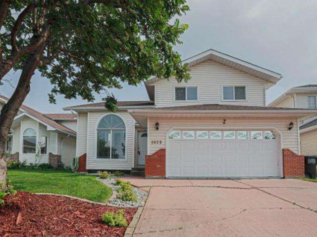 1028 James Crescent Nw, Edmonton, AB, T6L 6P6 house for sale | Listing ID E4500 | Royal LePage