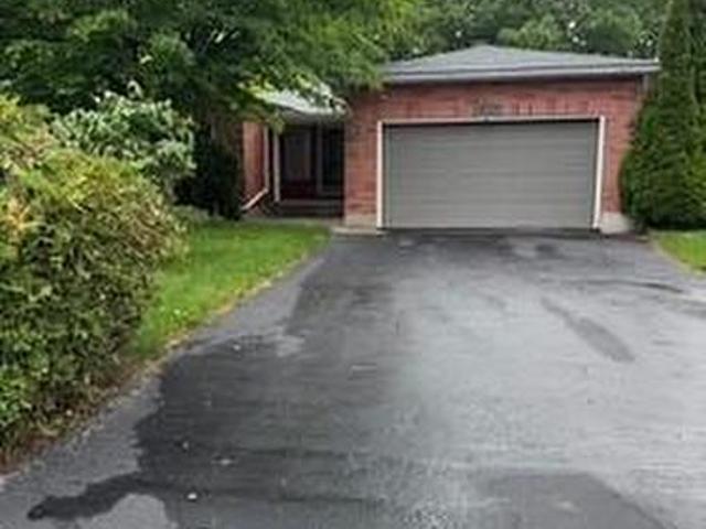 1029 Dina Crescent, Midland, ON, L4R 5C5 house for sale | Listing ID 40833 | Royal LePage