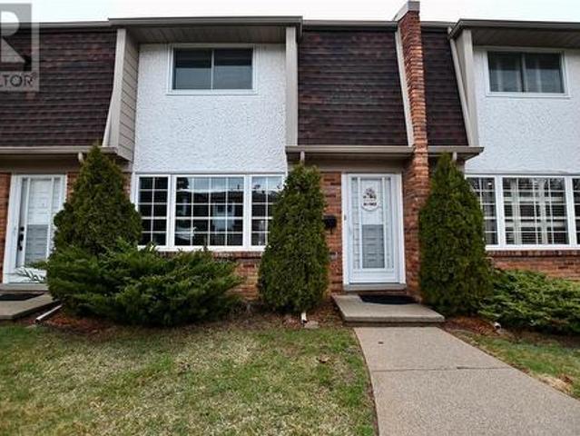 1029 Salisbury Street Unit# 10, Sarnia, ON, N7S 4N8 townhouse for sale | Listing ID 25010 | Royal LePage