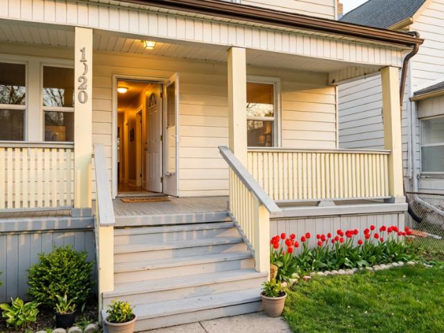 1020 Hickory – Main Level