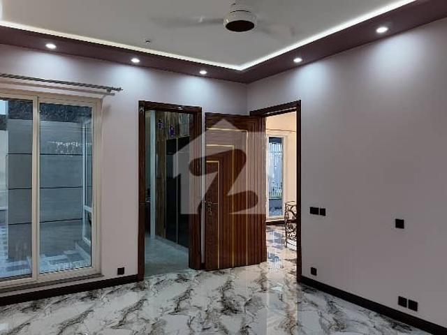 1020 Sqft Flat For Rent In I 8