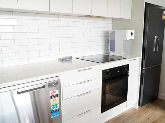 102/157 Rockfield Road, Penrose, Auckland City