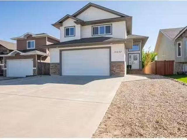 10232 93 Street, interactionsmith, AB, T0H 3C0 house for sal.