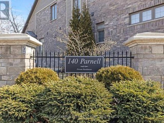 102 140 Parnell Road, St. Catharines 442 Vine/Linwell, ON, L2M 1V4 townhouse for sale | Listing ID X12016 | Royal LePage